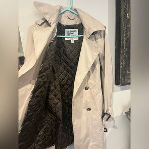 London Fog trench coat. Kaki color womens xs